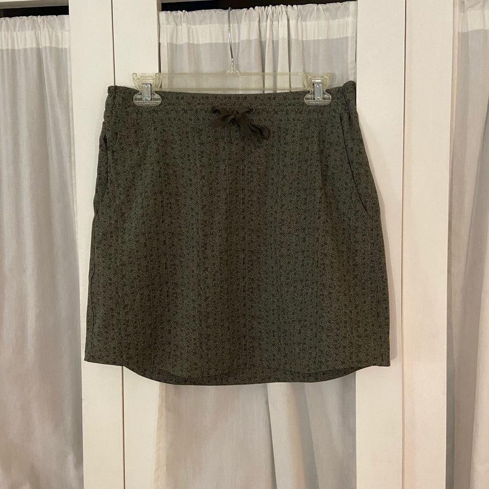 REI skirt
